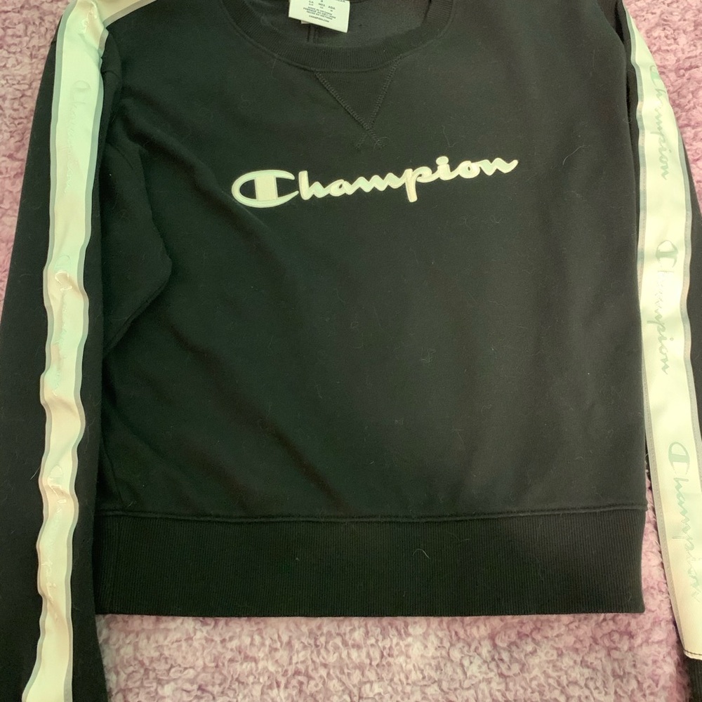 black champion crew neck! - Picture 1 of 2
